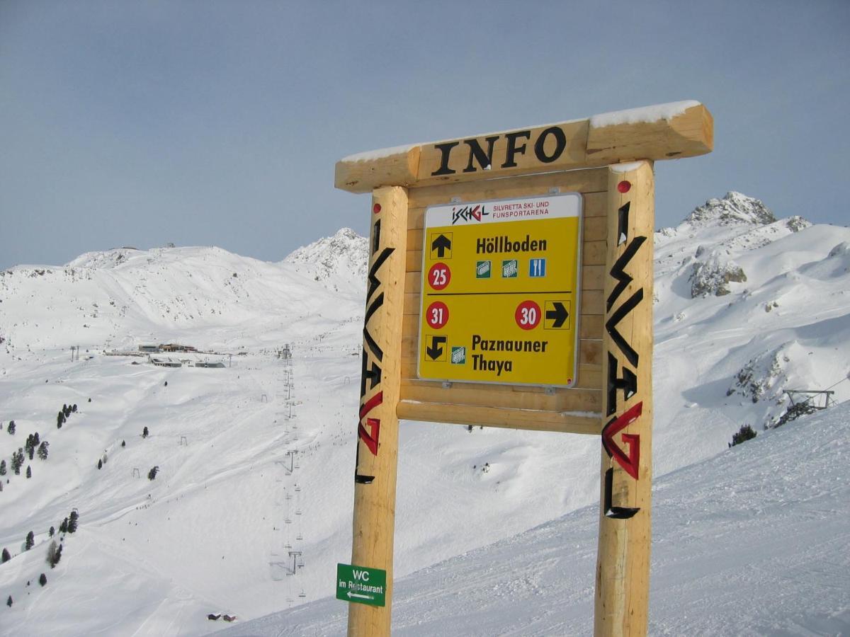Chasa Monthani Ischgl Exteriör bild